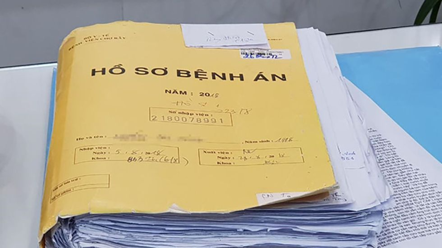 Chuyển từ hồ sơ giấy sang hồ sơ điện tử nha khoa: Bắt đầu từ đâu và cần chuẩn bị gì?