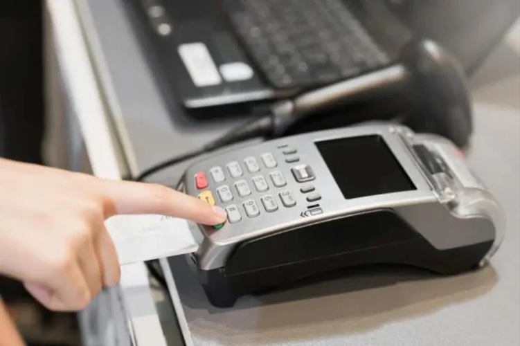 Xuất hóa đơn bằng máy tính tiền cho nha khoa: Hướng dẫn A–Z để không bị phạt, không bị lúng túng
