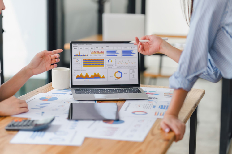 Case study thực tế: Tăng 30% doanh thu chỉ nhờ Dashboard tự động